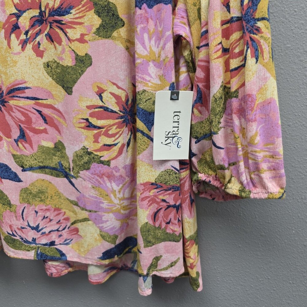 Terra & Sky Blouse Womens Plus 2X Pink Floral Poet Sleeve Boho Lightweight Top - Picture 3 of 10